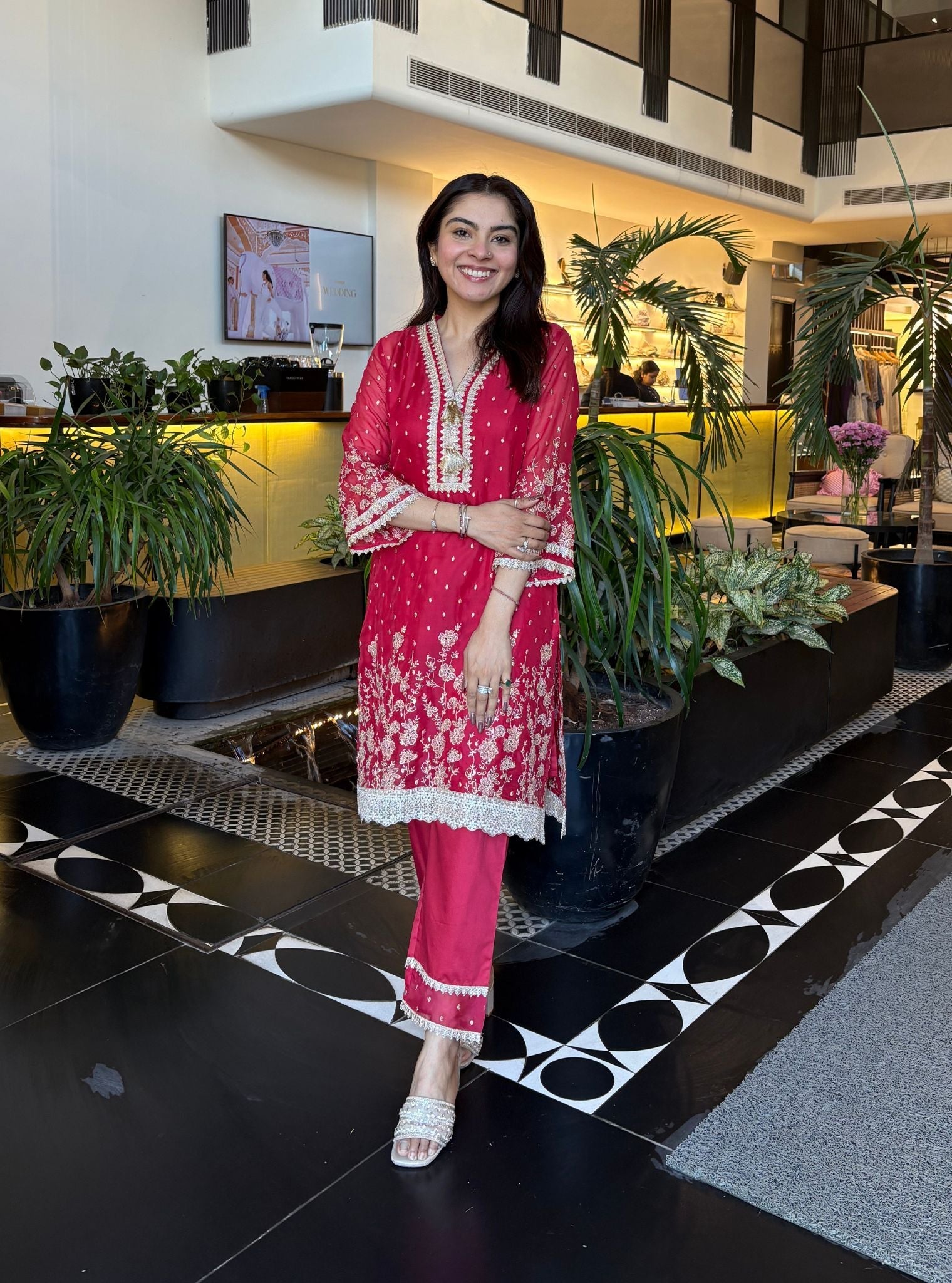Gajra Organza Red Kurta Set