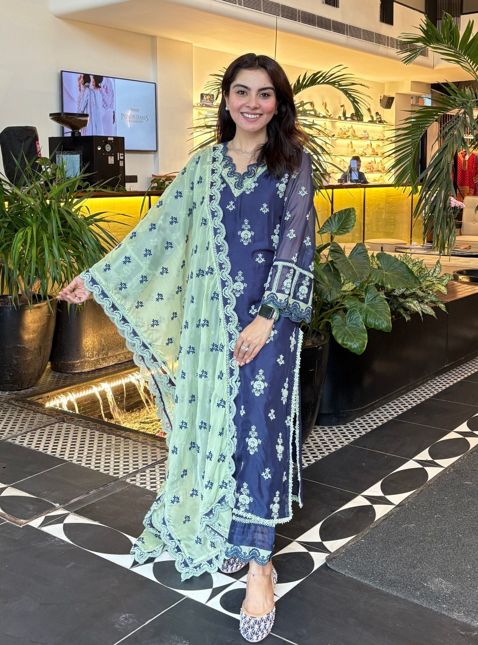 Nain Organza Navy Kurta Set