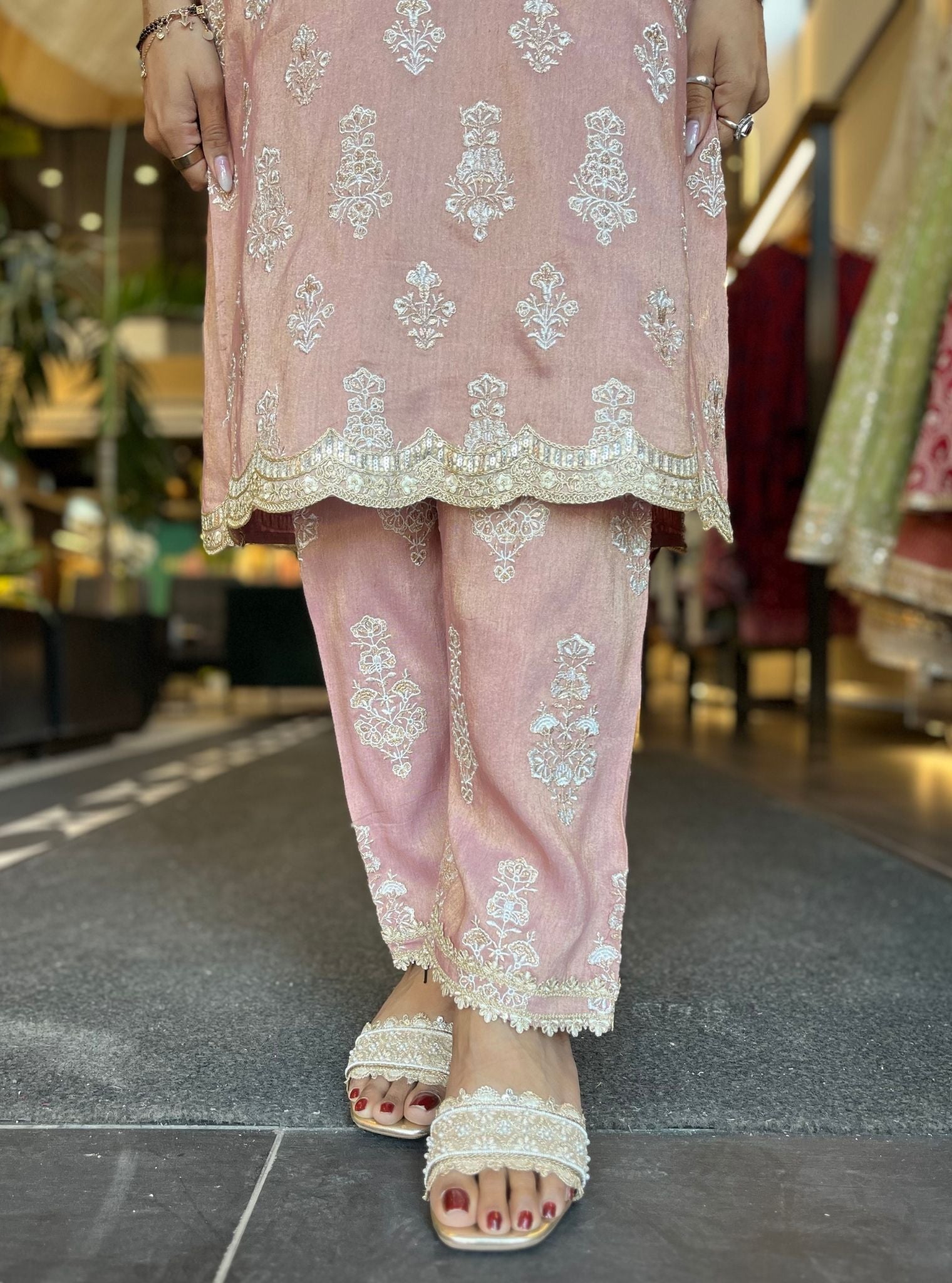 Intira Tissue Linen Pink Kurta Set