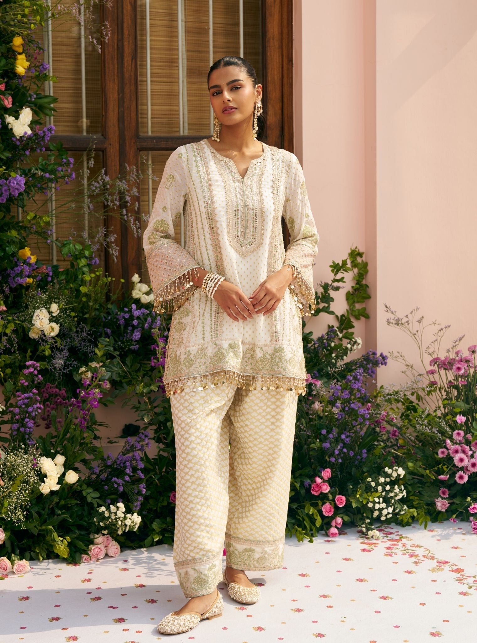 Panchi Banarsi Off White Kurta With Farshi Salwar