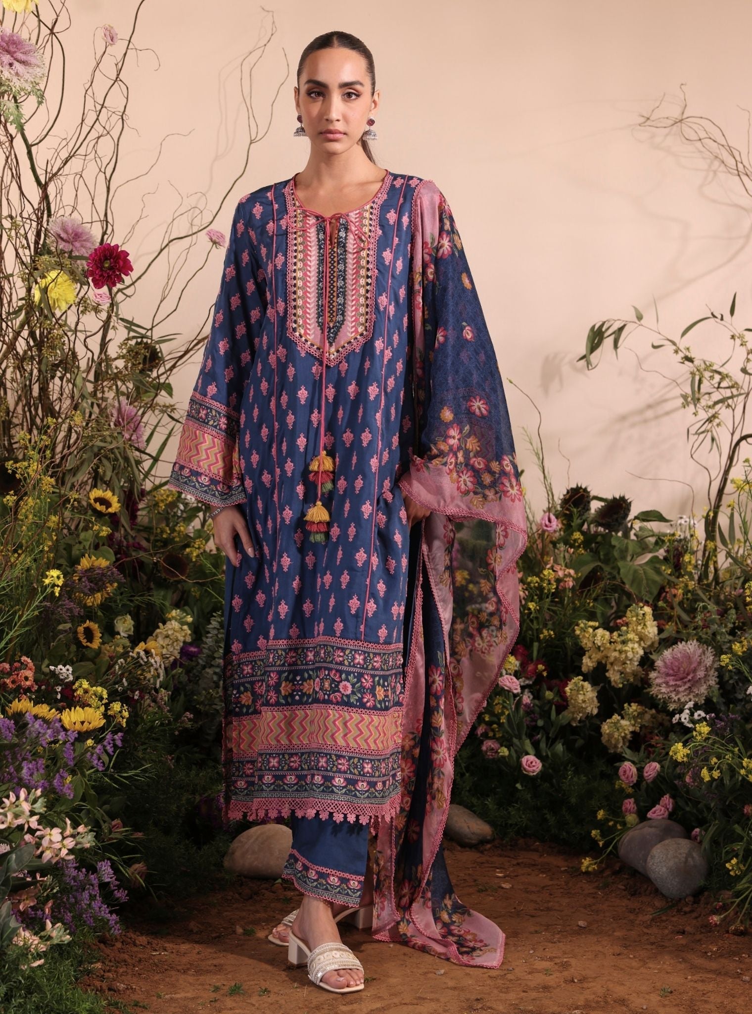 Anvita Lawn Navy Kurta Set