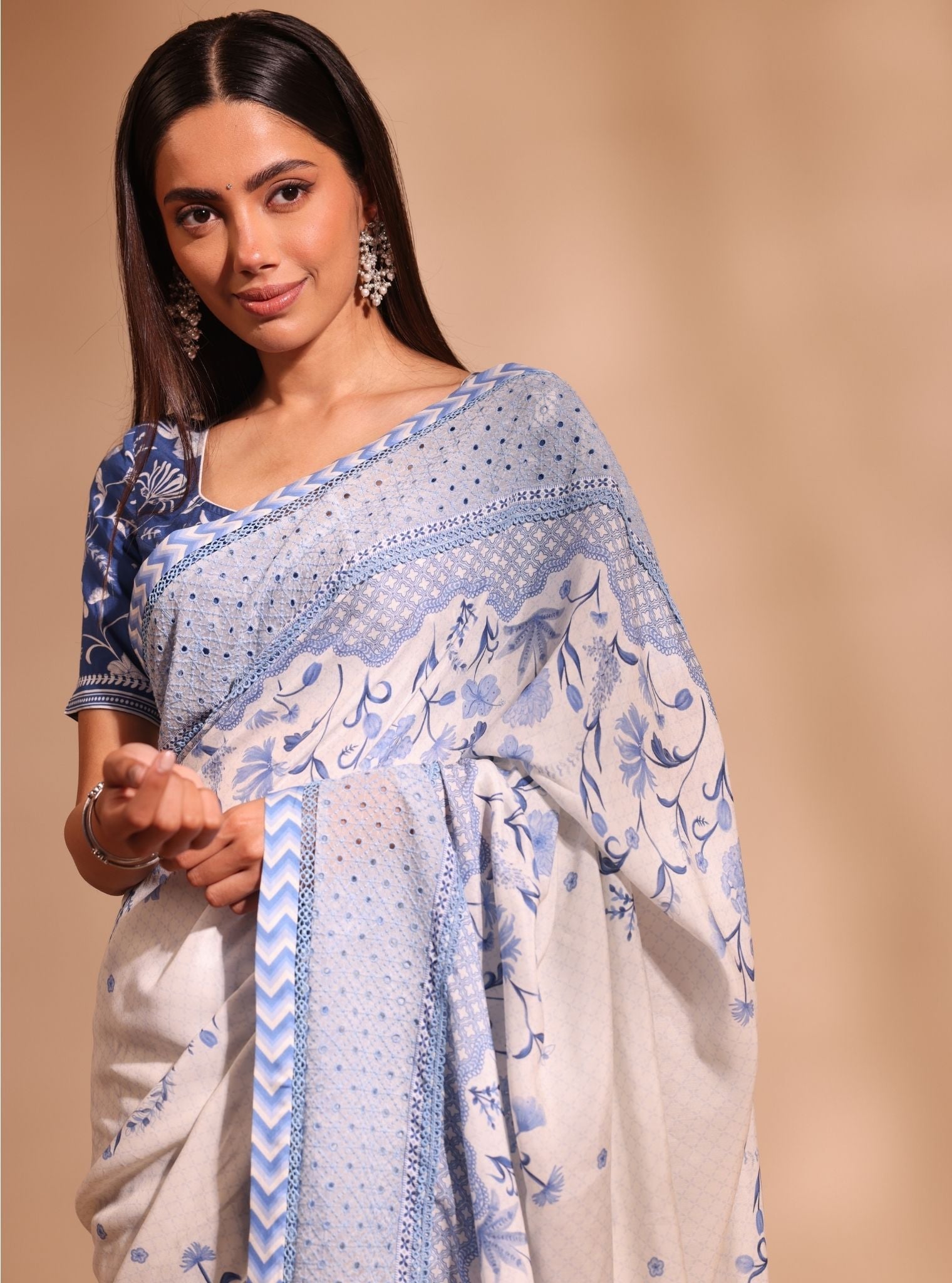 Niri Lawn White Saree
