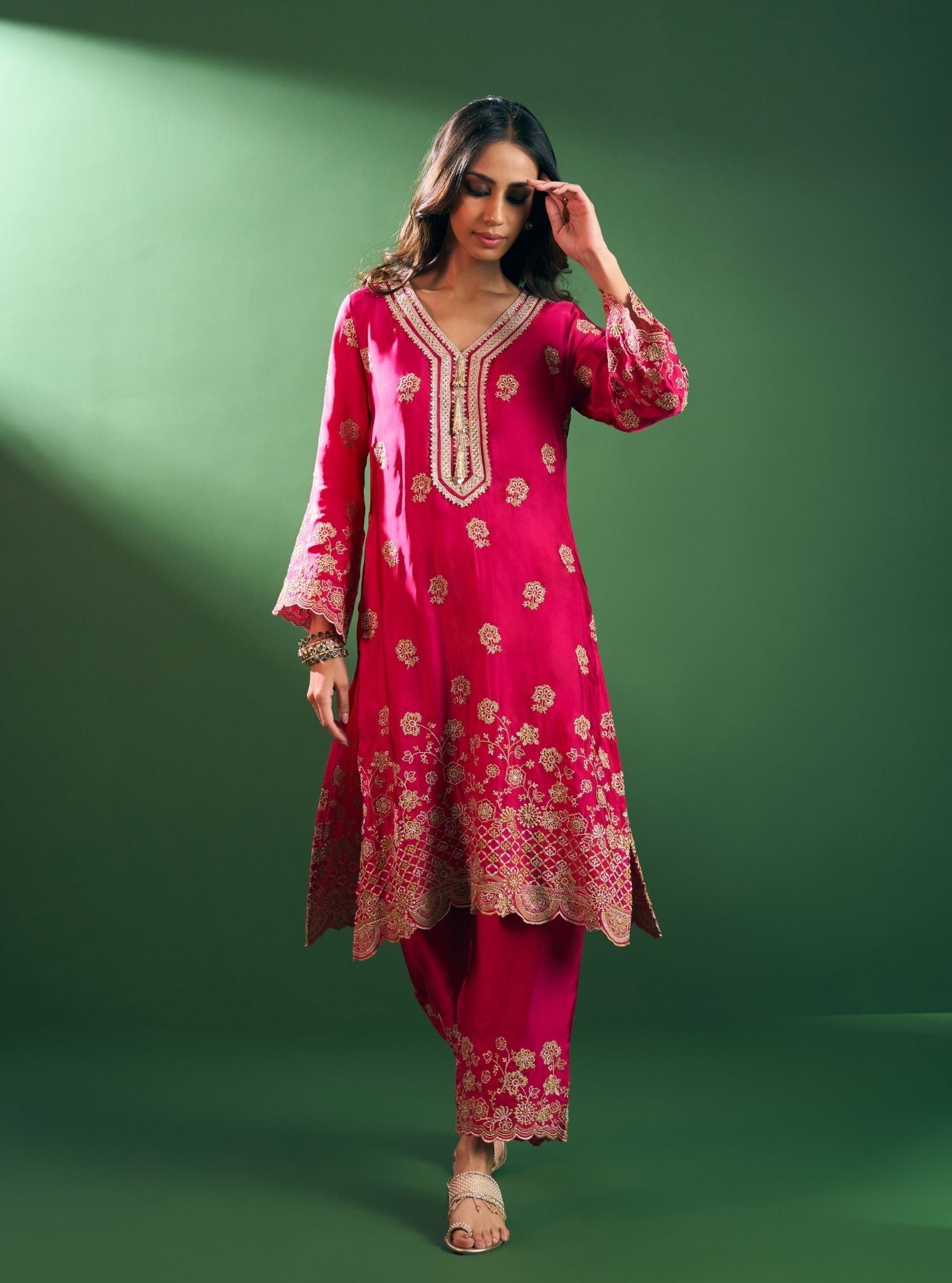 Dira Cupro Satin Fuschia Kurta Set