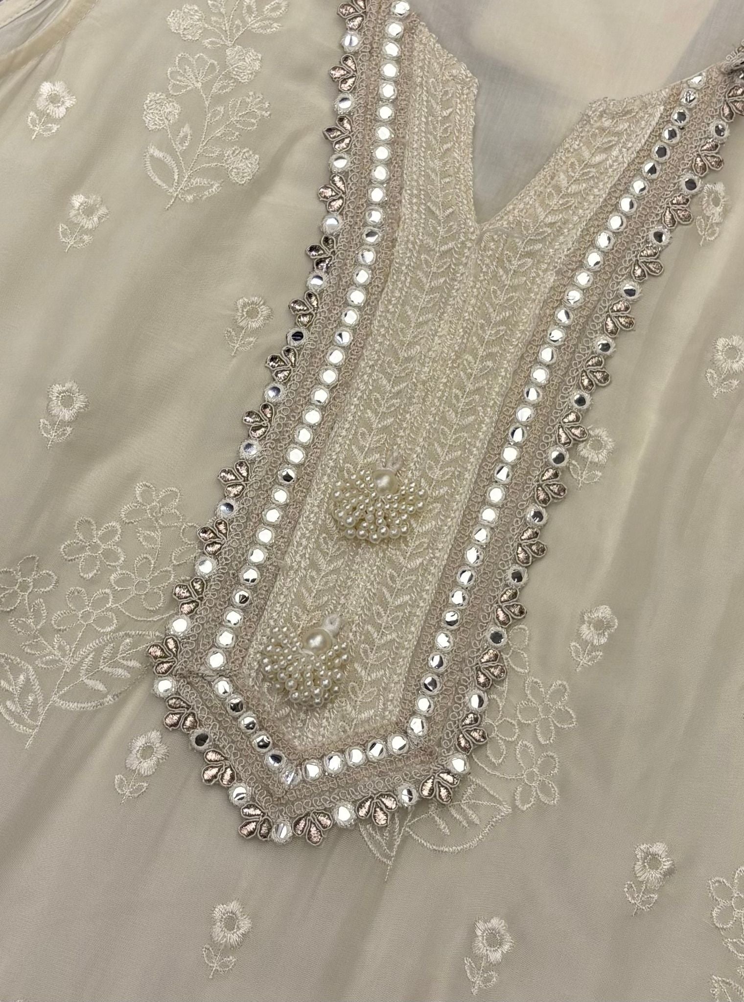 Taveli Organza Off-White Kurta Set