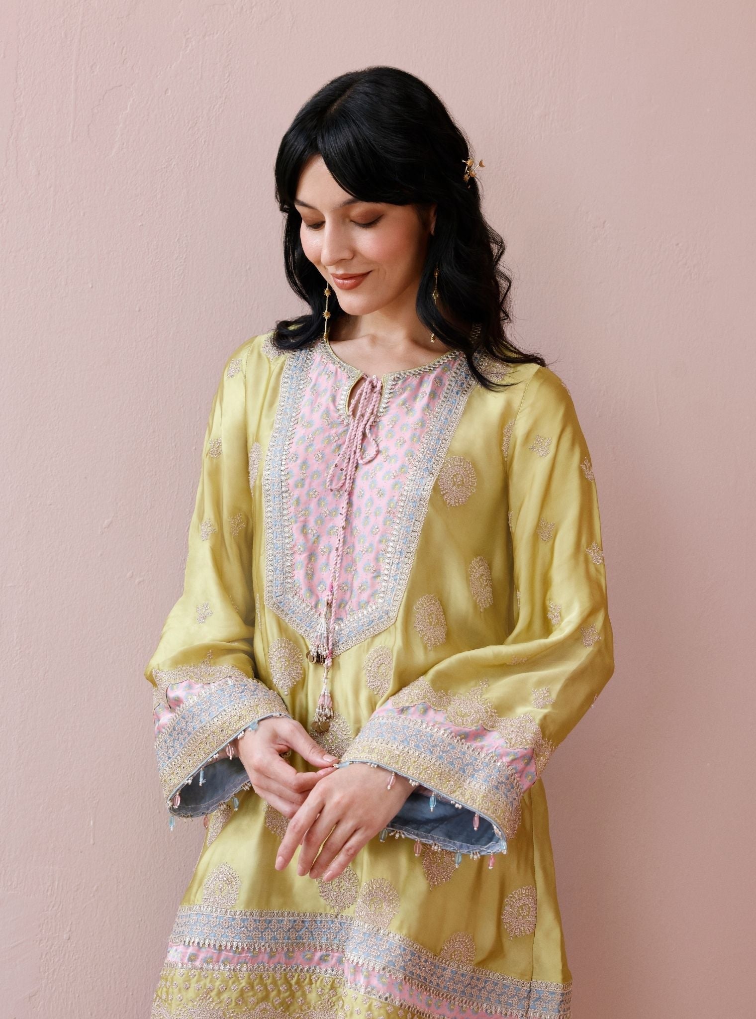Veya Cupro Satin Lime & Pink Kurta Set