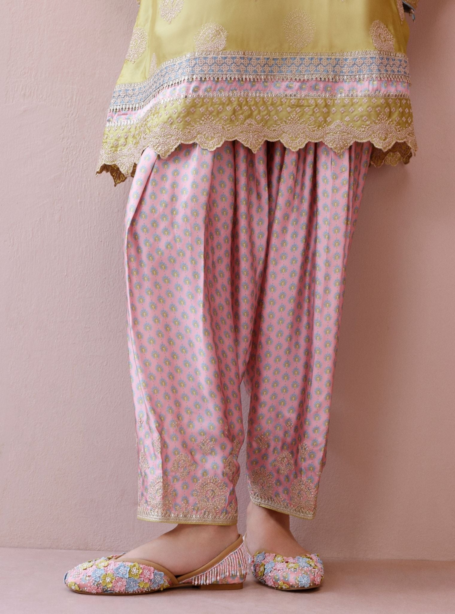 Veya Cupro Satin Lime & Pink Kurta Set
