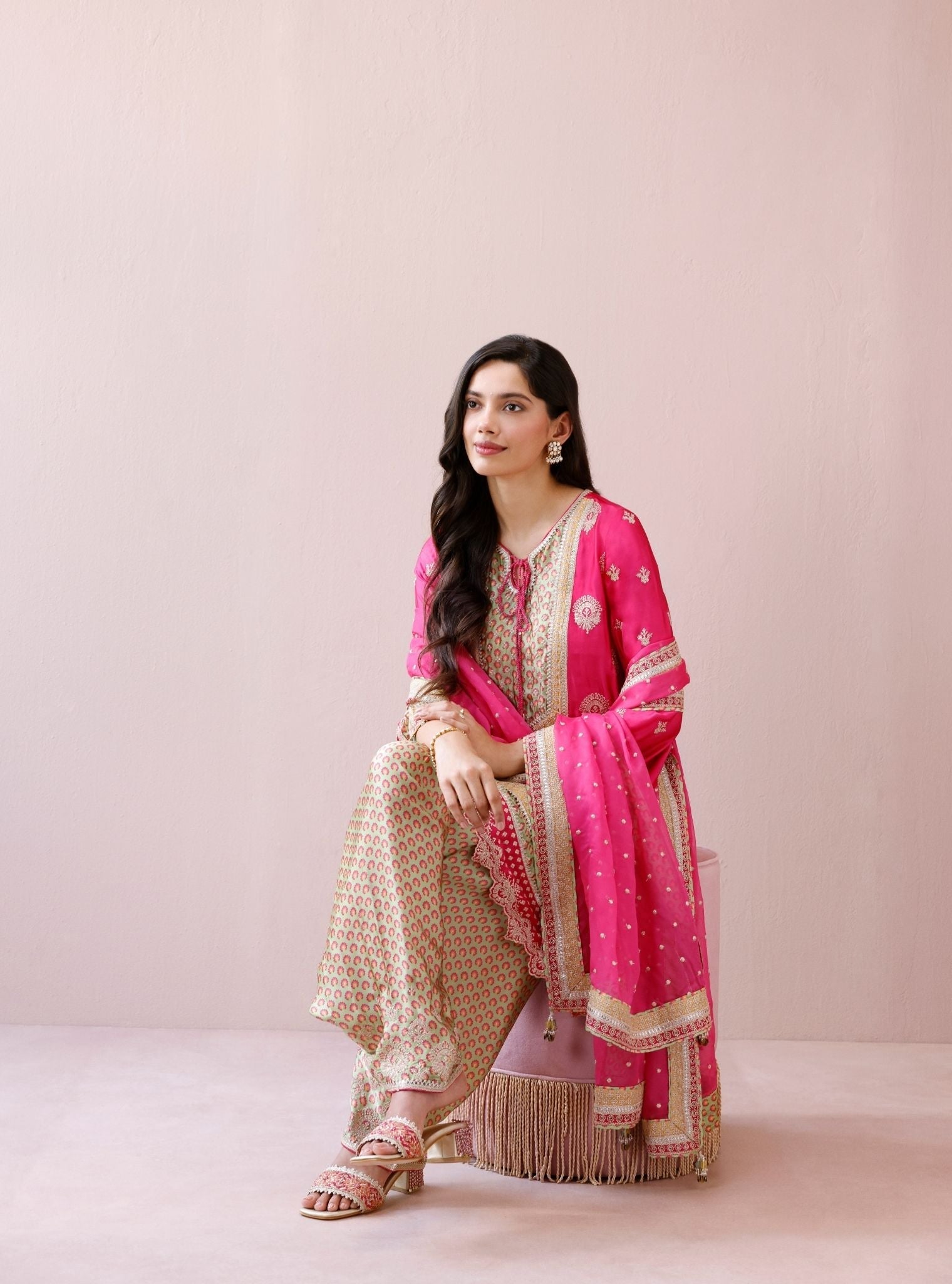 Veya Cupro Satin Fuchsia & Green Kurta Set