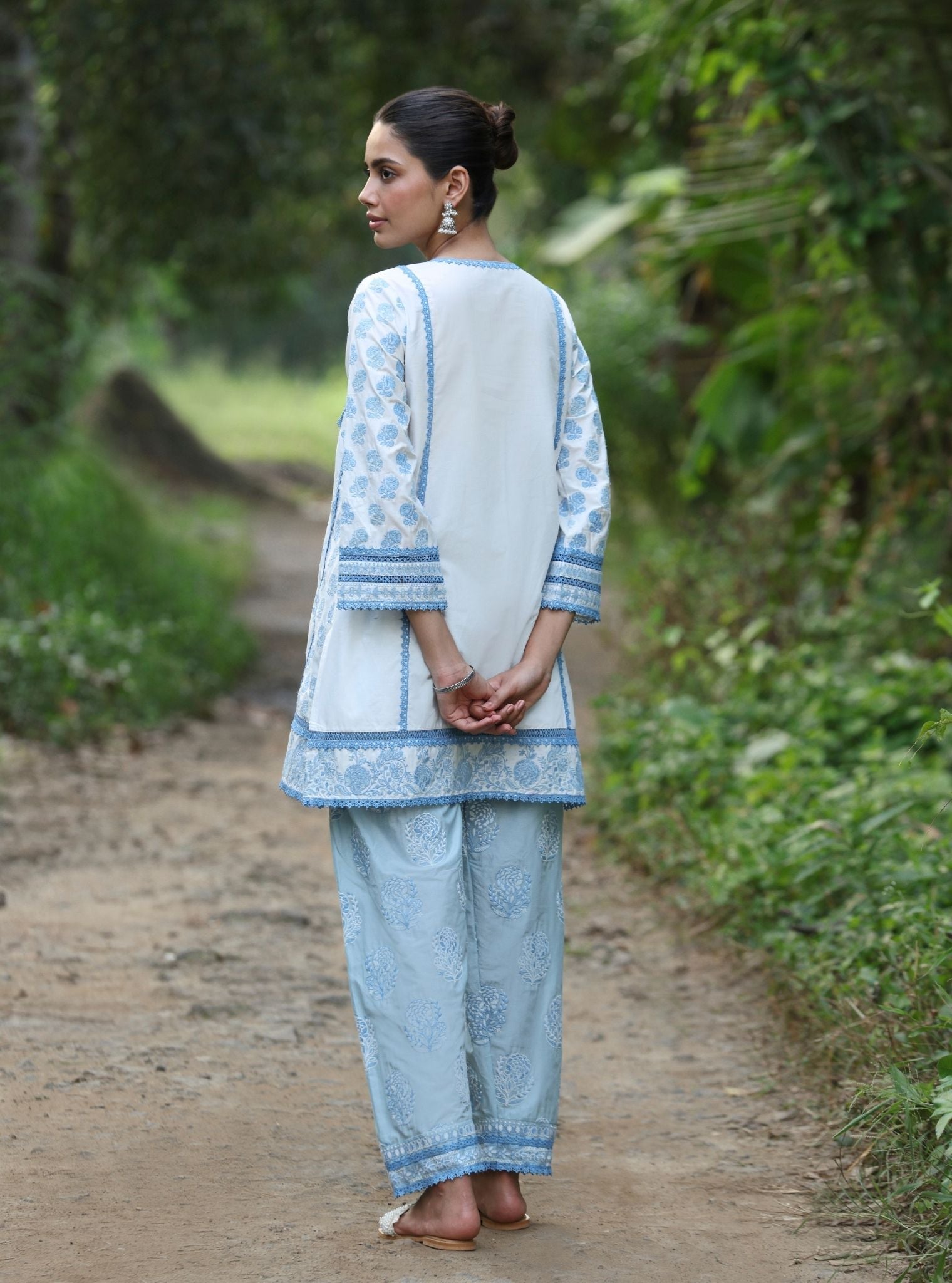 Alagi Supima Cotton White Kurta With Farshi Salwar
