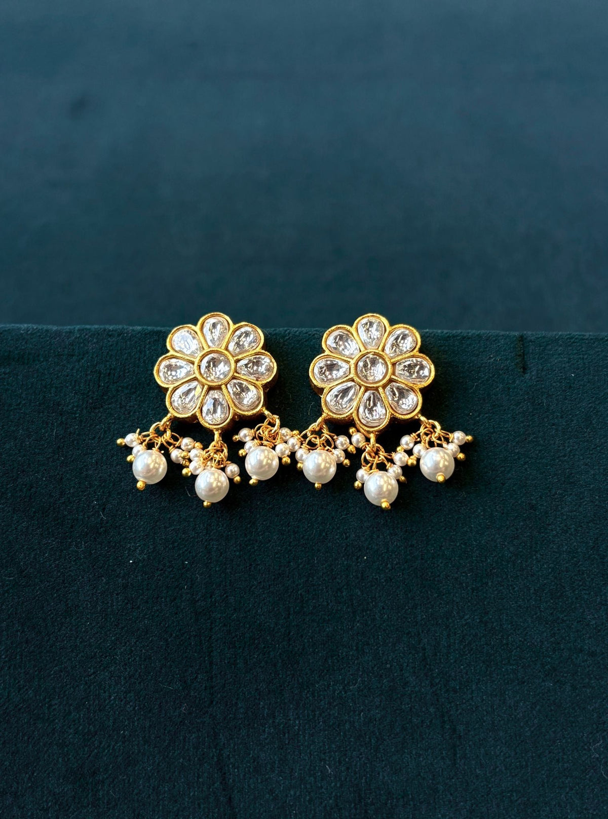 Pure Silver Kaneli Studs