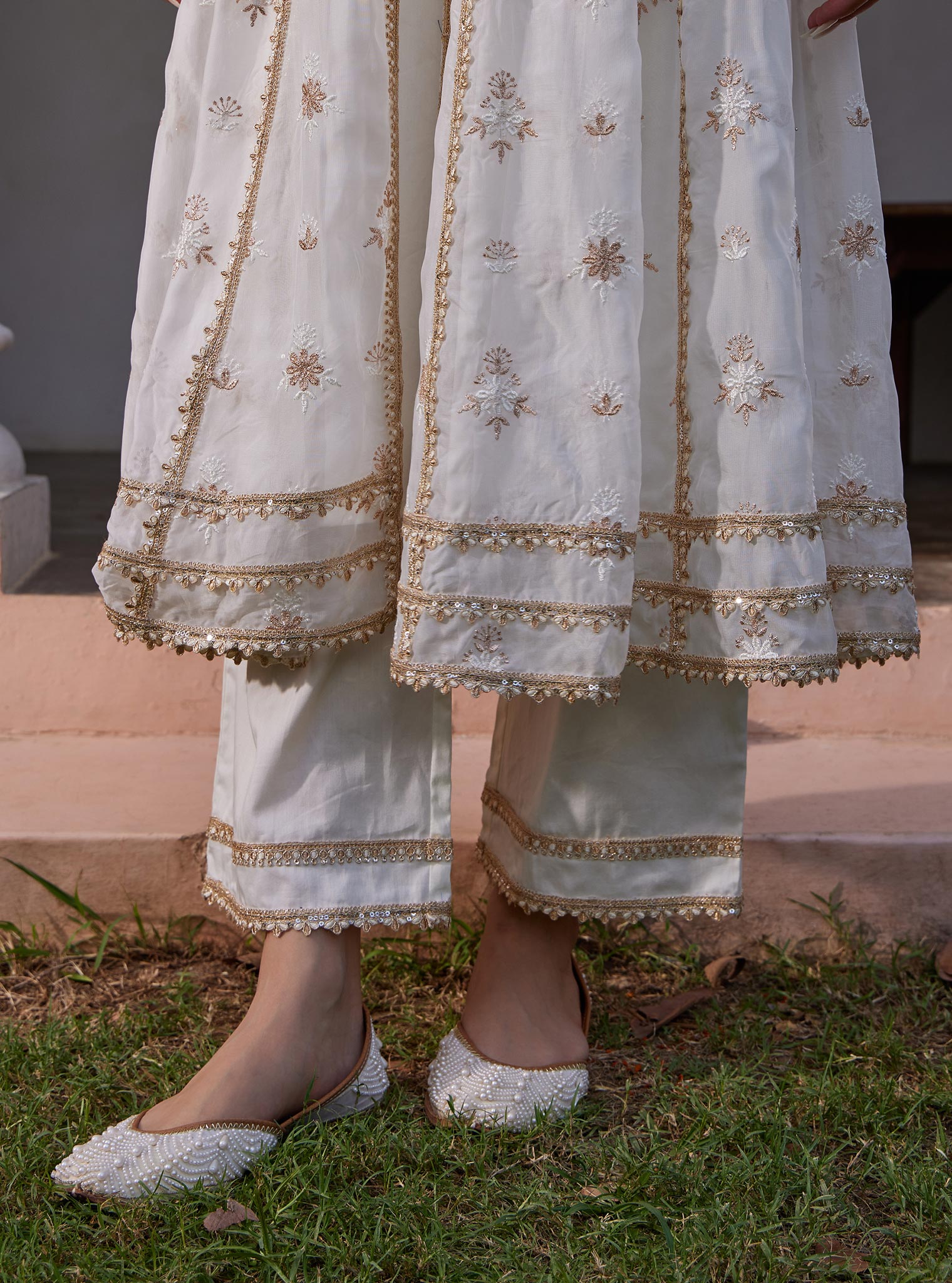 Agira Organza Off White Anarkali Kurta Set