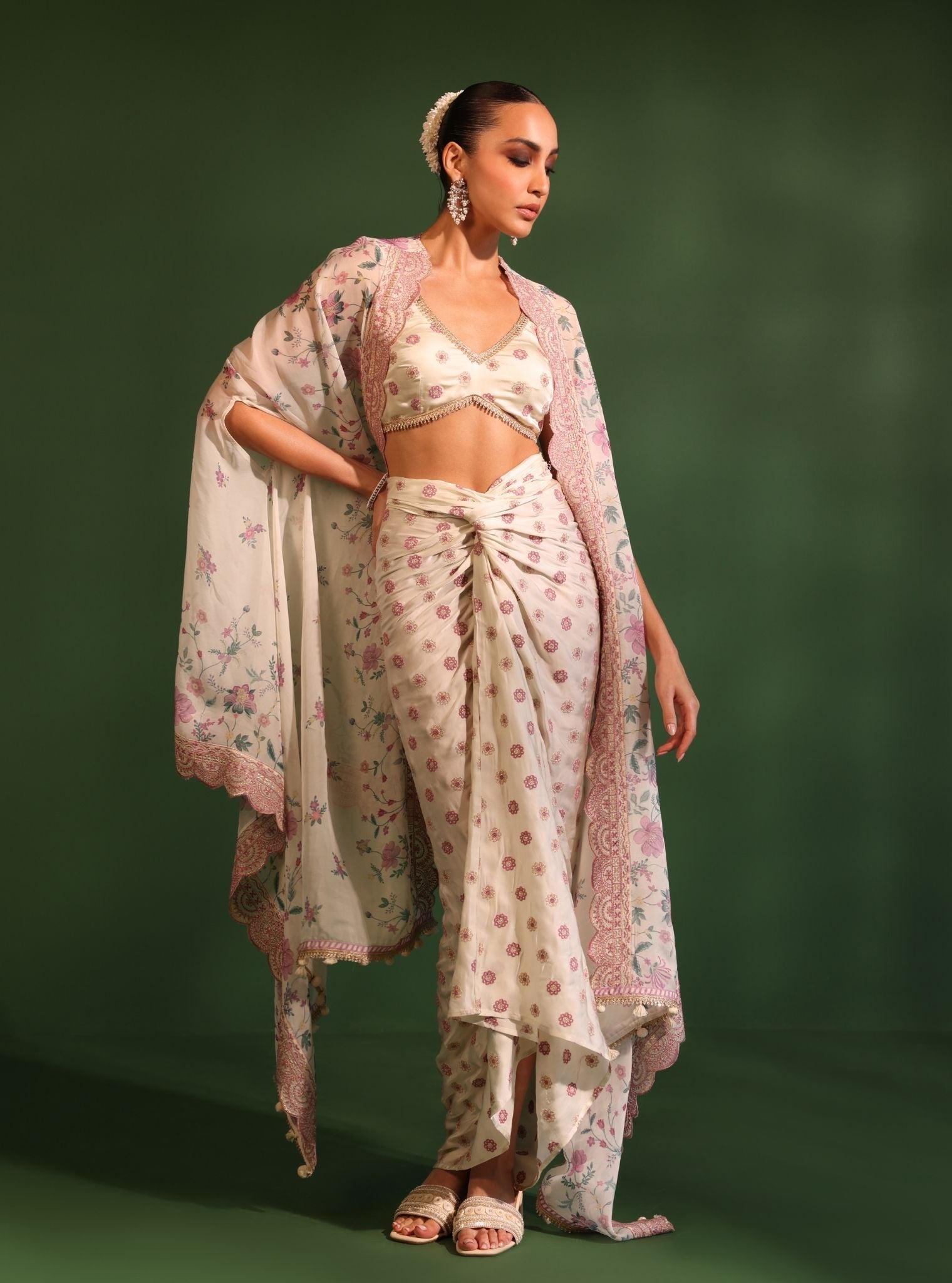 Laila Organza Printed Off White Cape Shrug With Skirt