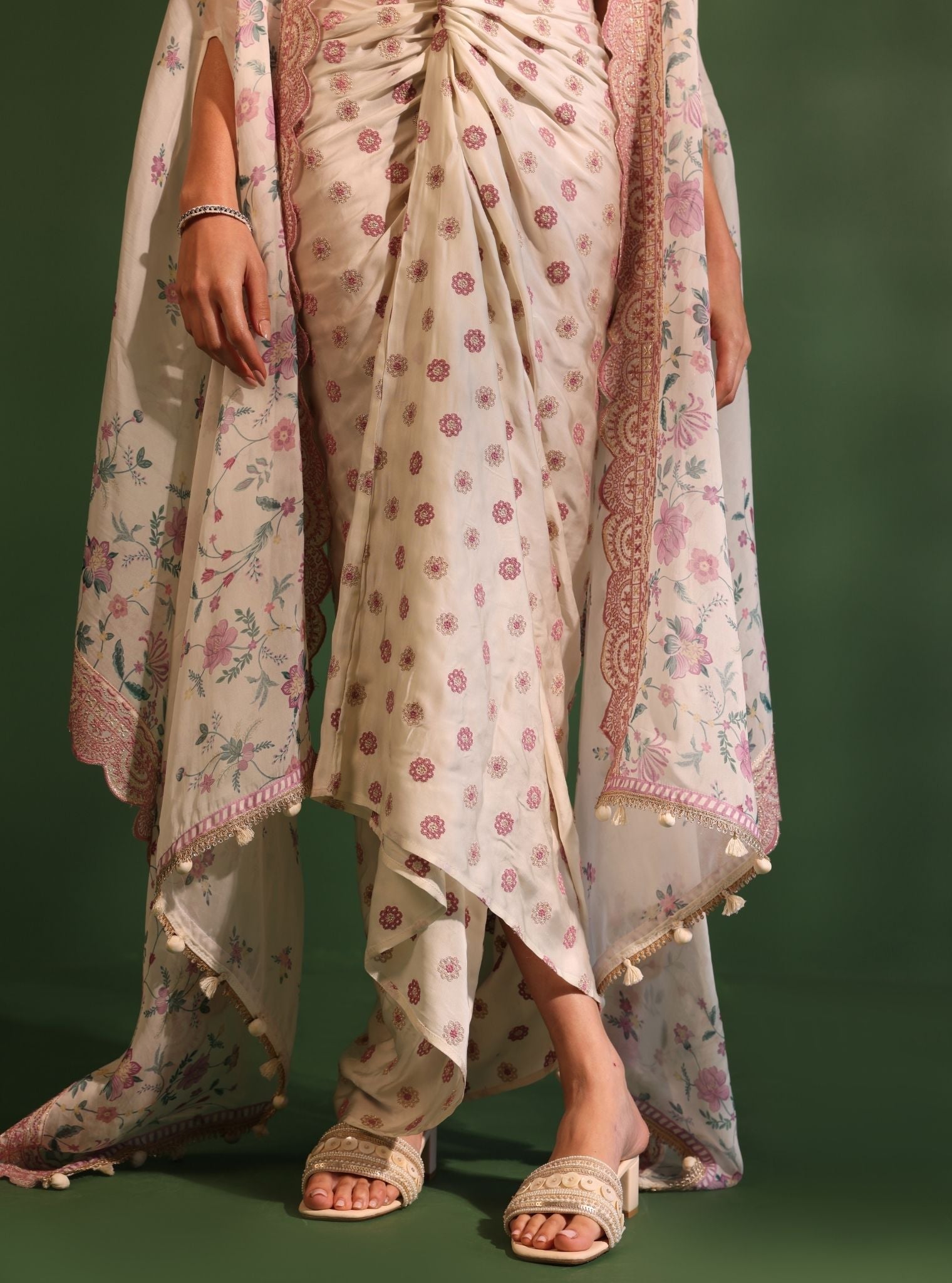 Laila Organza Printed Off White Cape Shrug With Skirt