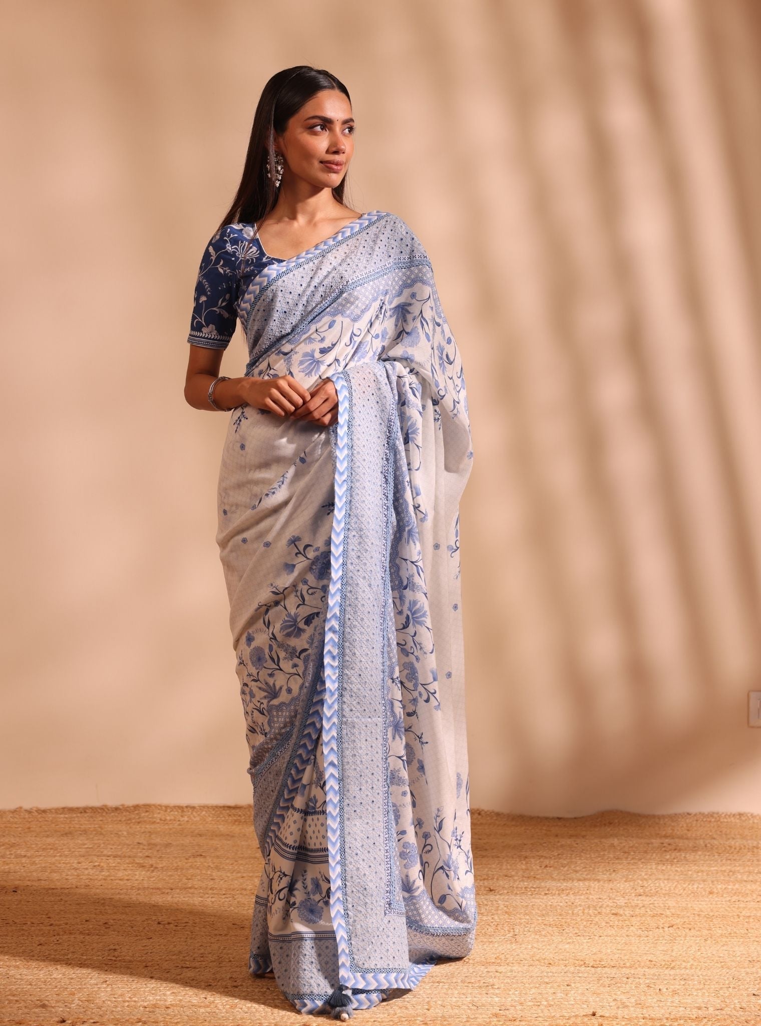 Niri Lawn White Saree