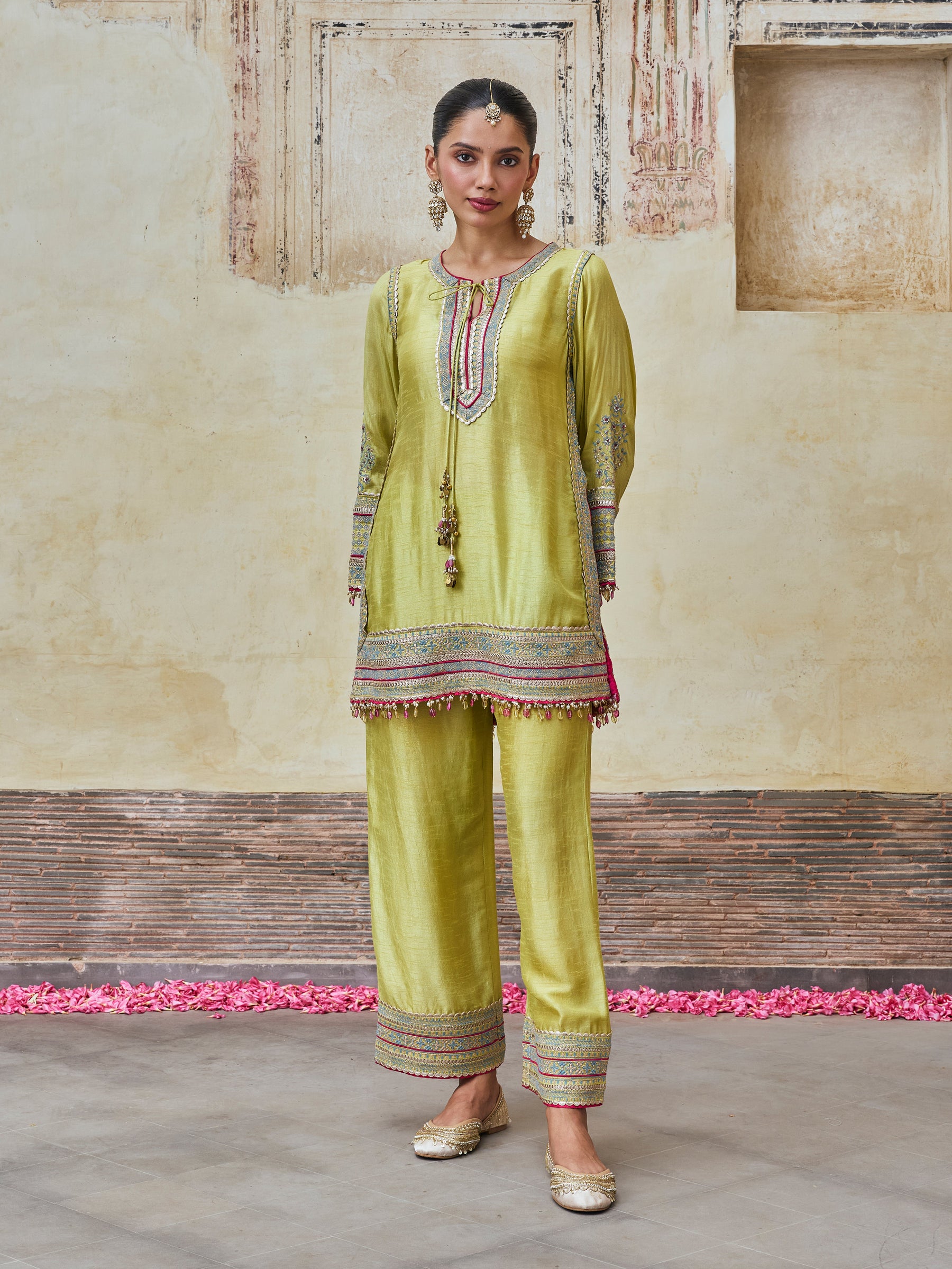 Rimya Bemberg Raw Silk Lime Kurta Set