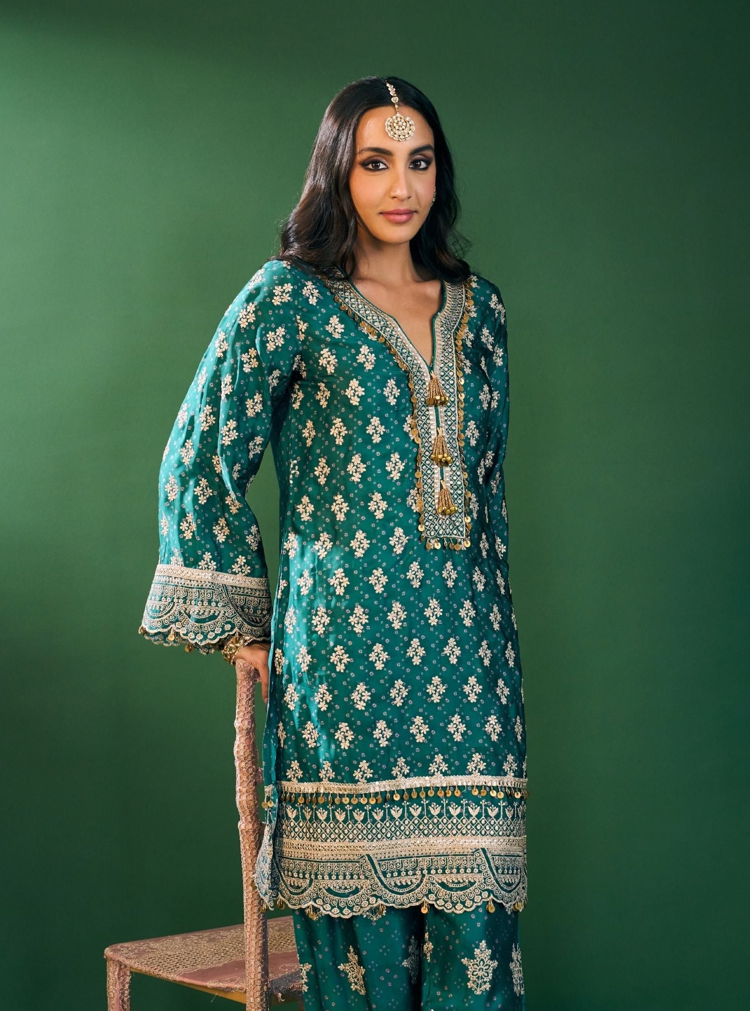 Elira Cupro Satin Emerald Green Kurta Set