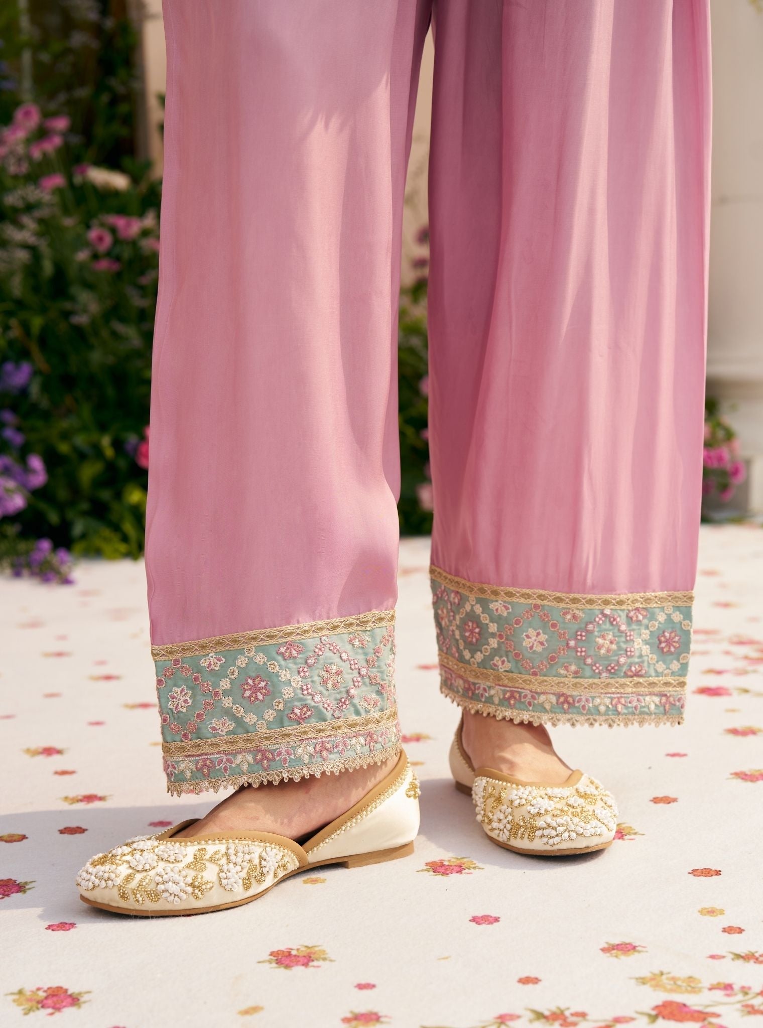 Jhumri Cupro Satin Off White Kurta With Farshi Salwar