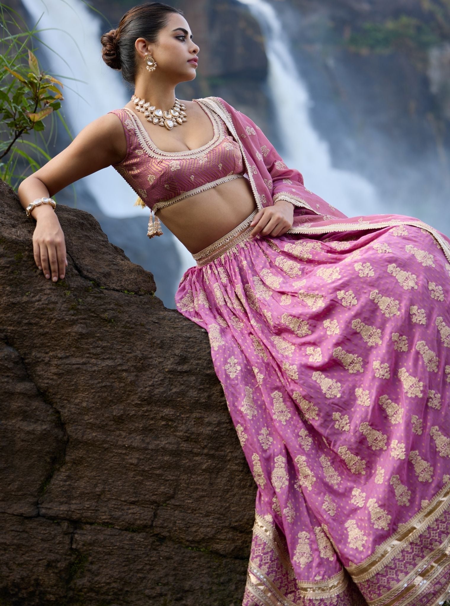 Mulmul Lurex Organza Rang Plum Dupatta