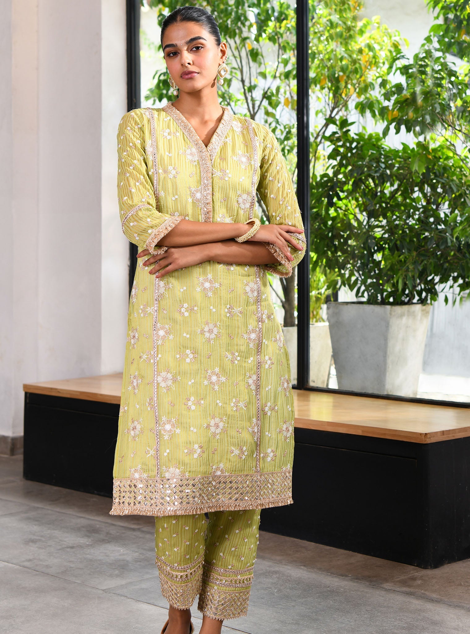 Mulmul Banarsi Carey Green Kurta
