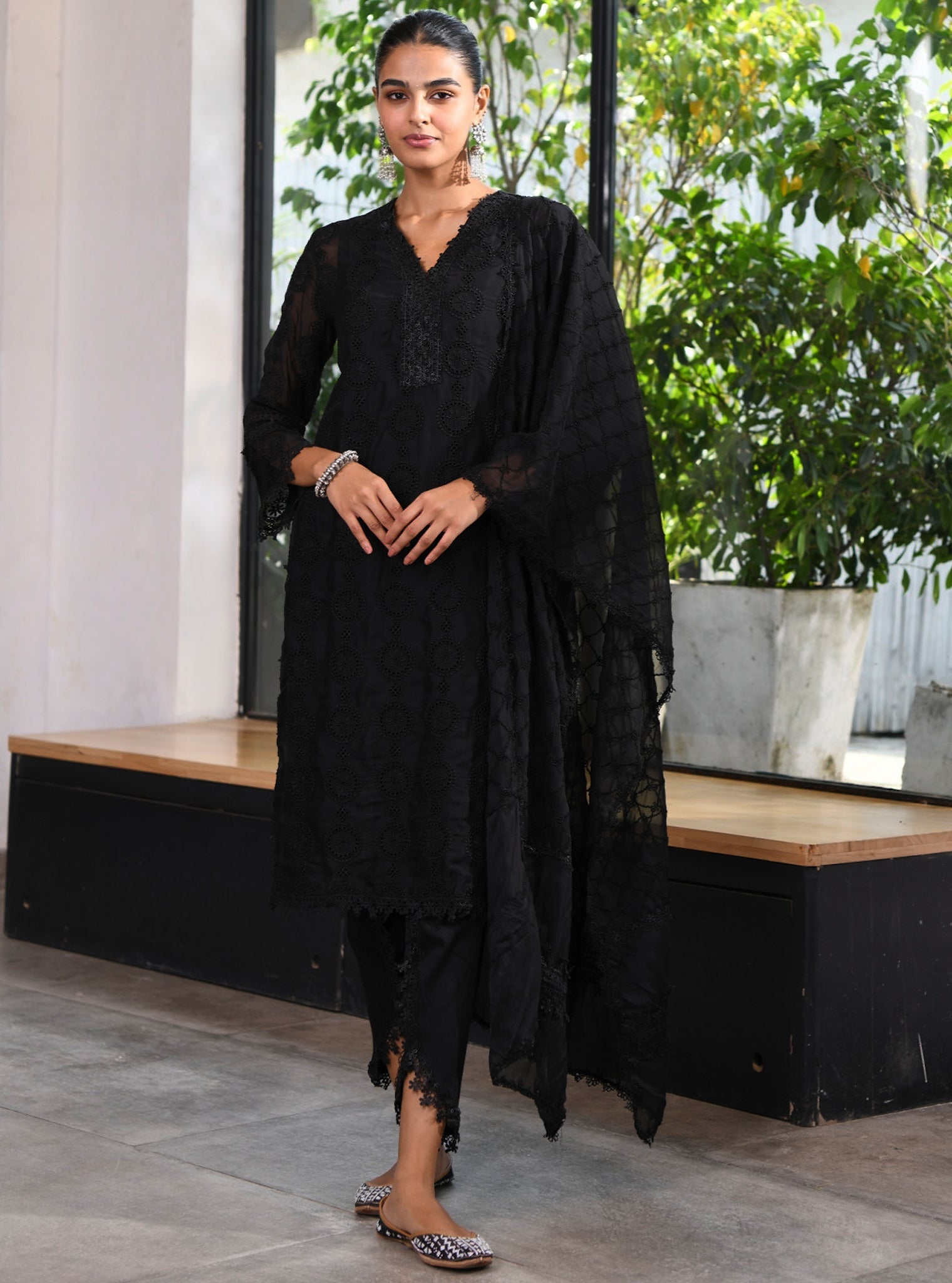 Nelli Organza Black Kurta Set