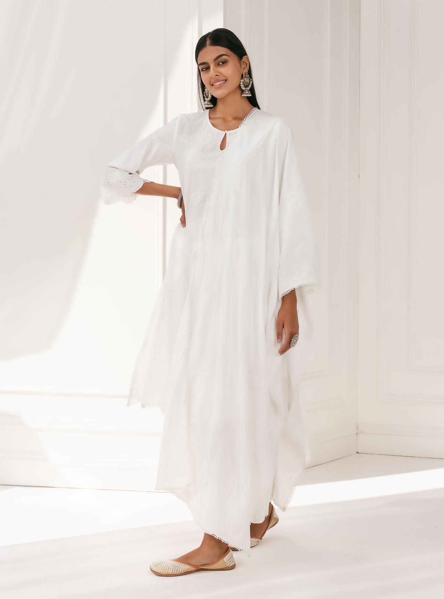 Mulmul Padma White Dupatta