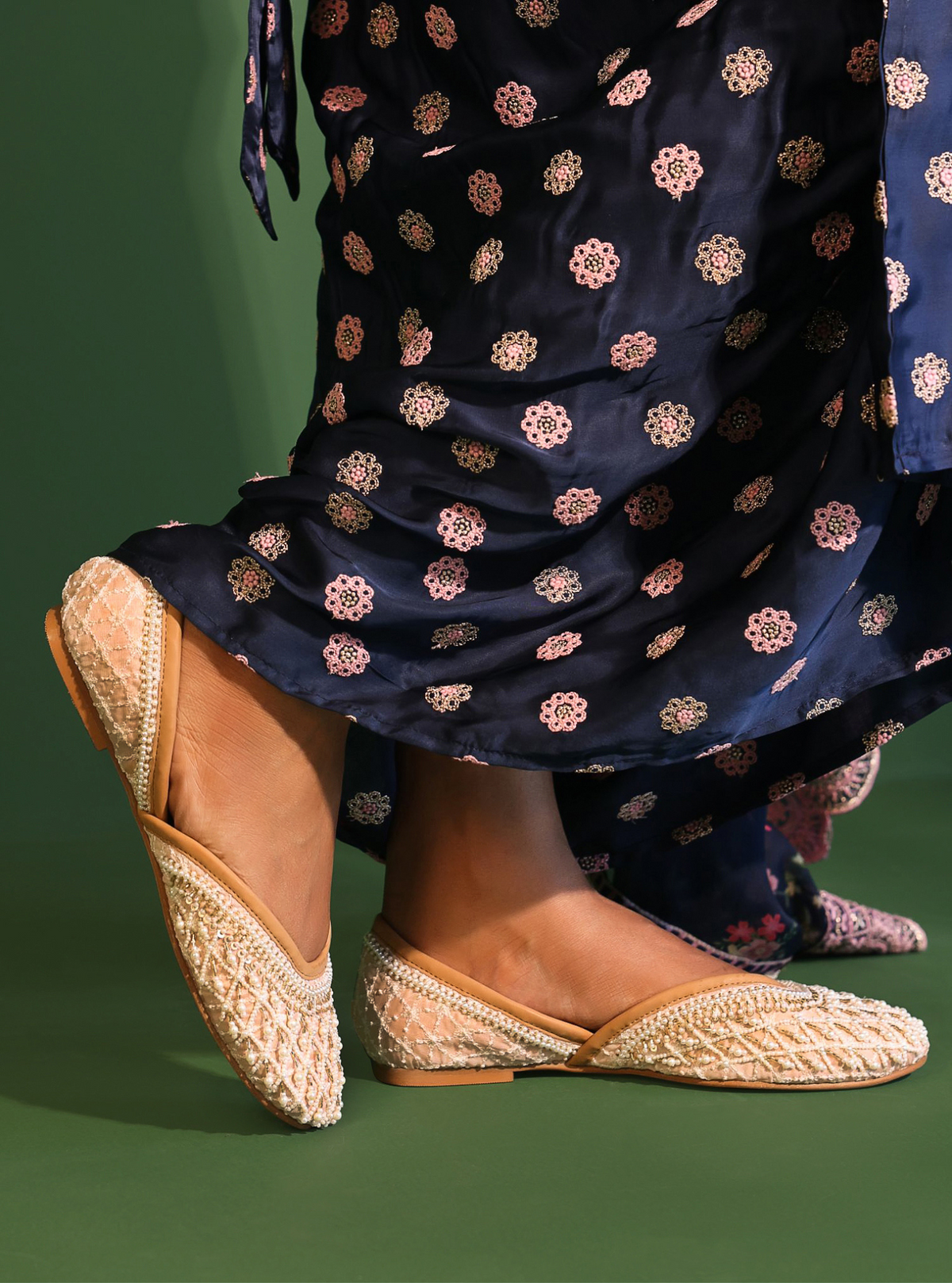 Laila Pink Vegan Jutti